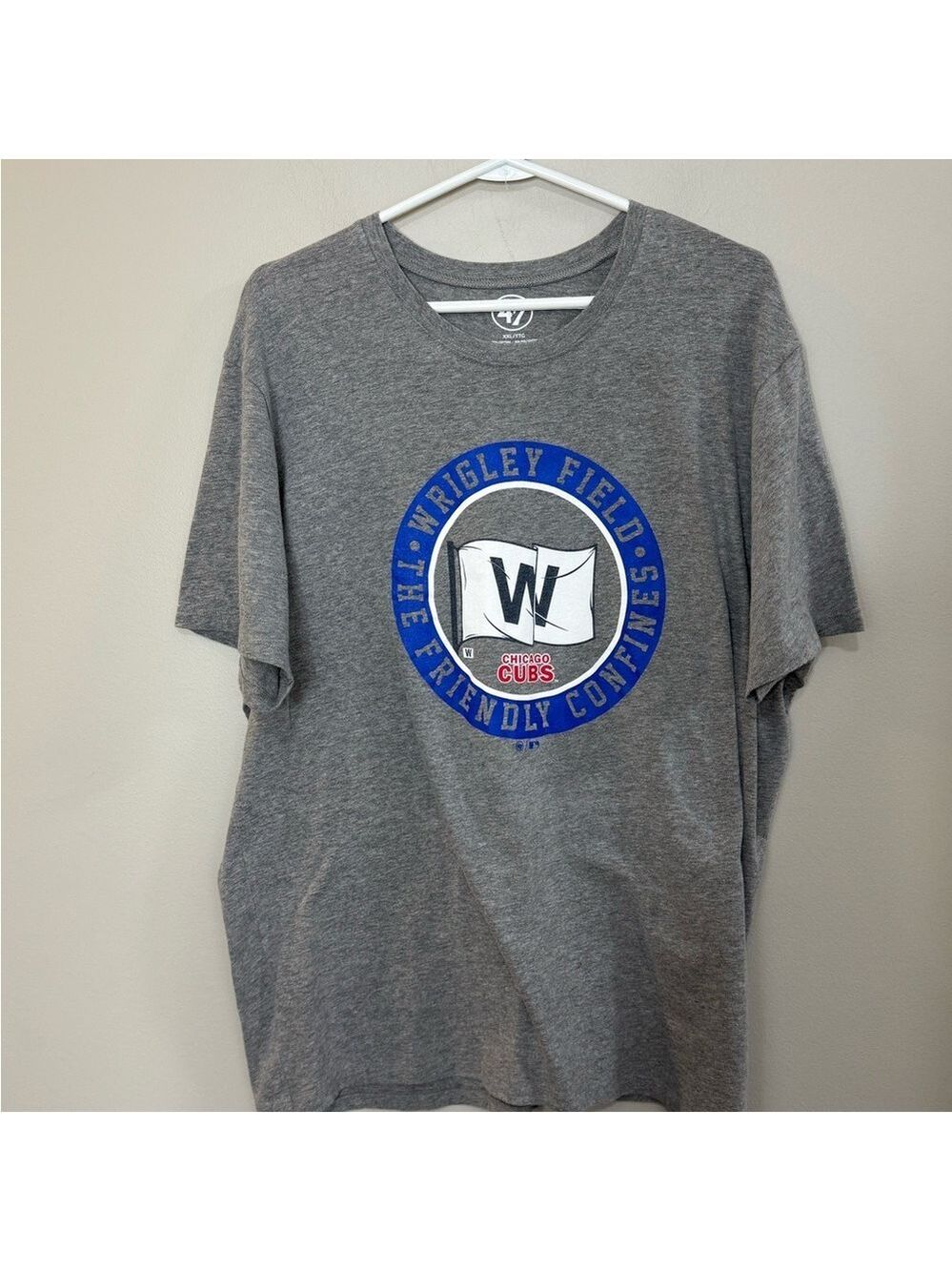 Men's 47 Brand Wrigley Field The Friendly Confines Cubs Gray T-Shirt. Size XXL